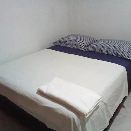 Moyma House